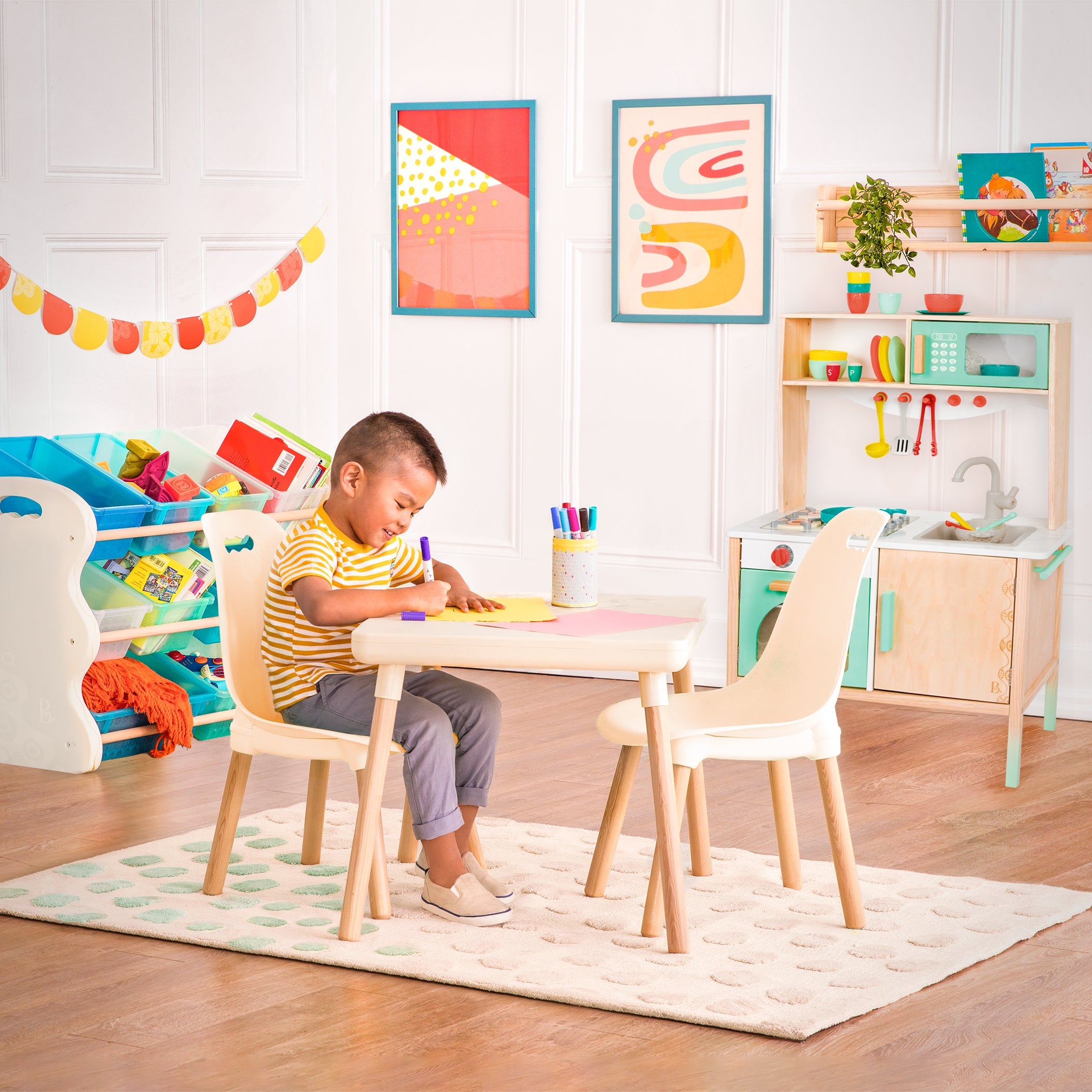 Modern Table Set